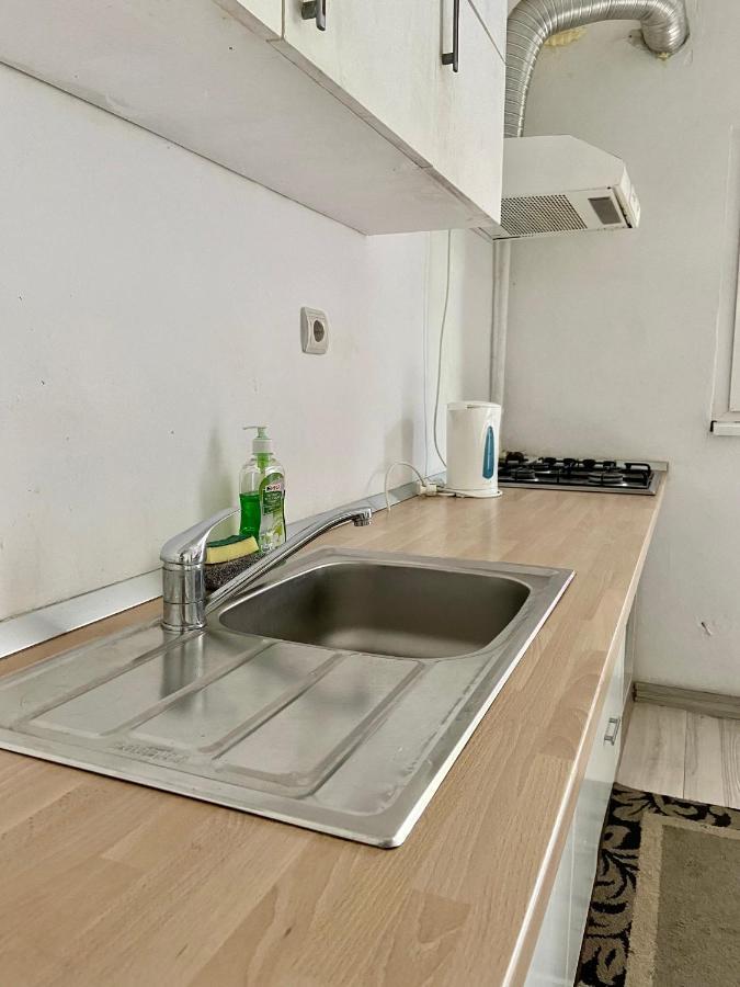 Bucharest Trip Apartment Buitenkant foto